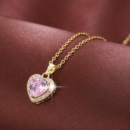Sweet And Cool Heart Design Necklace with Heart-Shaped Synthetic Zirconia, Perfect for a Lovely Girl.