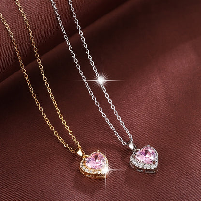Sweet And Cool Heart Design Necklace with Heart-Shaped Synthetic Zirconia, Perfect for a Lovely Girl.