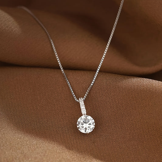 Elegant Geometric Solitaire Rhinestone Pendant Necklace for Women, Alloy with Unique Plating, Fashionable Collarbone Chain for Daily and Party Wear