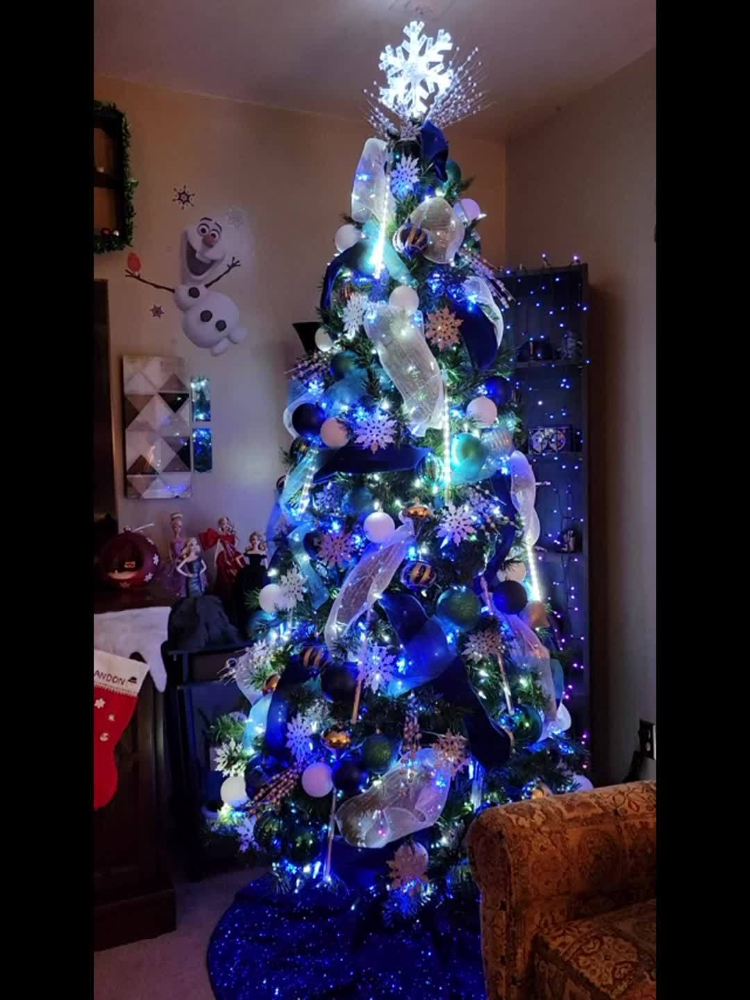 Loyyz Solar-Powered Meteor Shower Lights Outdoor - Meteor Shower Effect Garden Decorations with Solar Panel, IPX4 High Quality, for Wedding, Easter, Ramadan, Patio, Tree, Roof - Energy-Efficient LED String Lights, Out Side So