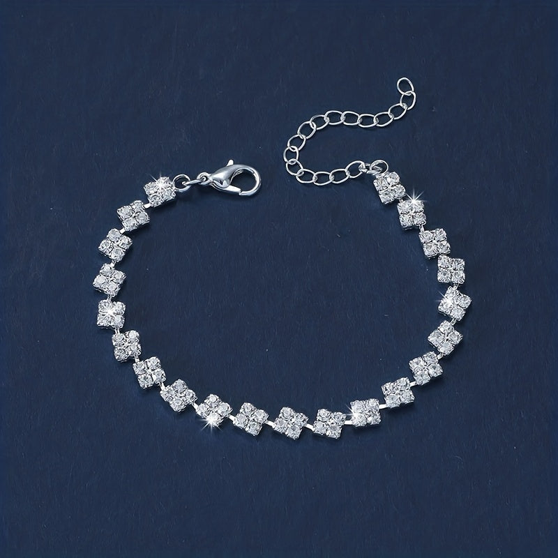 Luxurious Sparkling Rhinestone Claw Chain Bracelet for Women - Elegant Square Design, Perfect for Casual Attire, Fashion Trend, Rhinestone, Welding