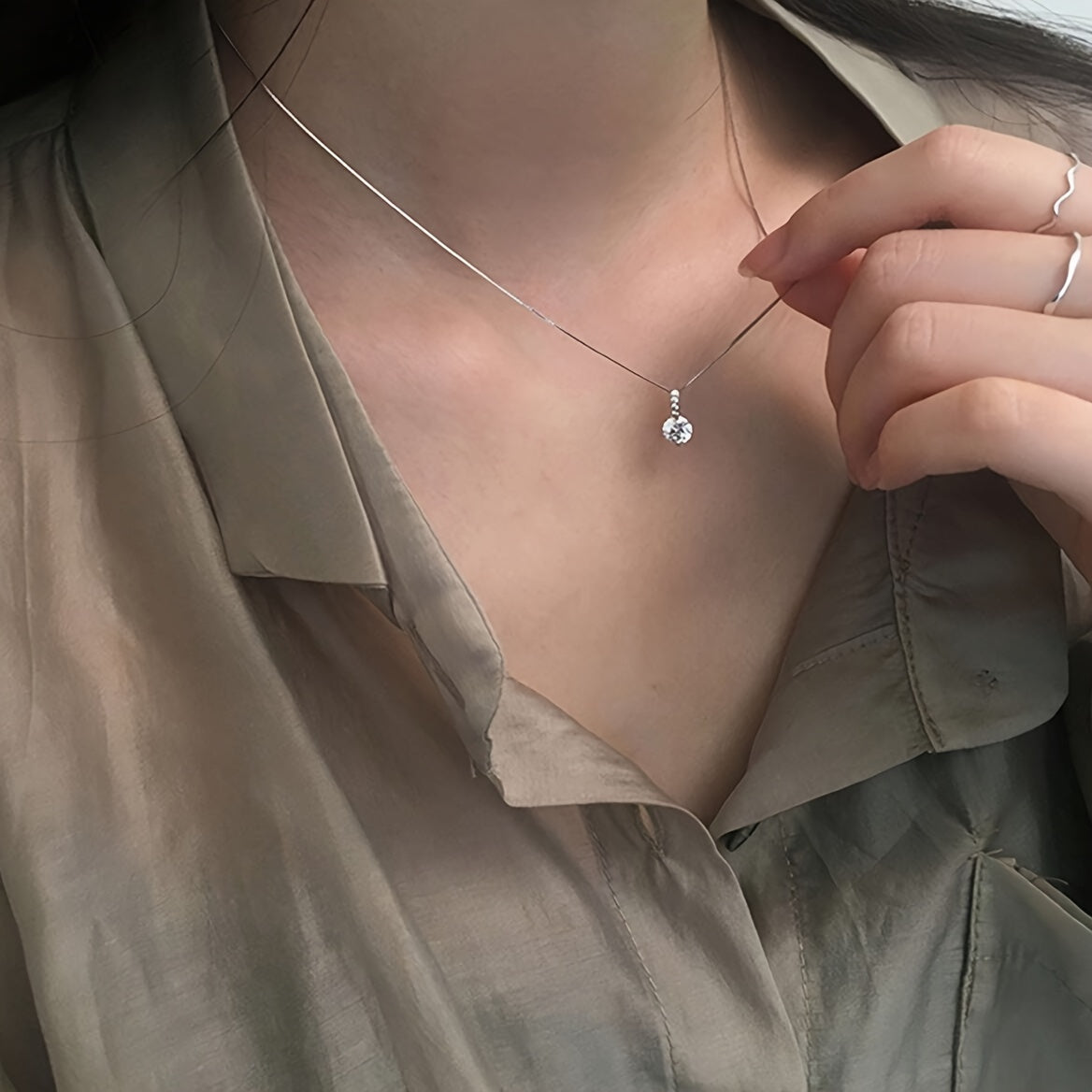 Elegant Geometric Solitaire Rhinestone Pendant Necklace for Women, Alloy with Unique Plating, Fashionable Collarbone Chain for Daily and Party Wear