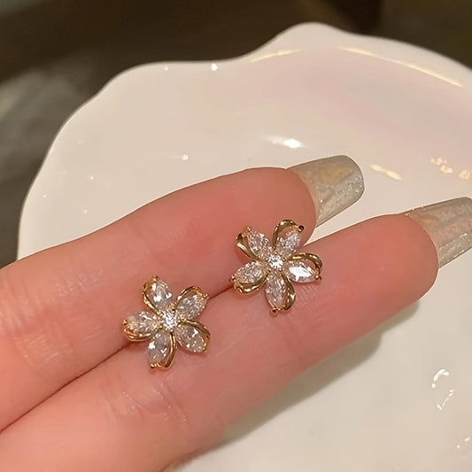 Elegant Rose Golden Cubic Zirconia Flower Stud Earrings - Vintage-Inspired, Stainless Steel Posts, Ideal for Daily Wear or as a Gift for Women and Sisters, Quirky Earrings
