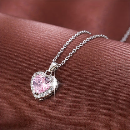 Sweet And Cool Heart Design Necklace with Heart-Shaped Synthetic Zirconia, Perfect for a Lovely Girl.